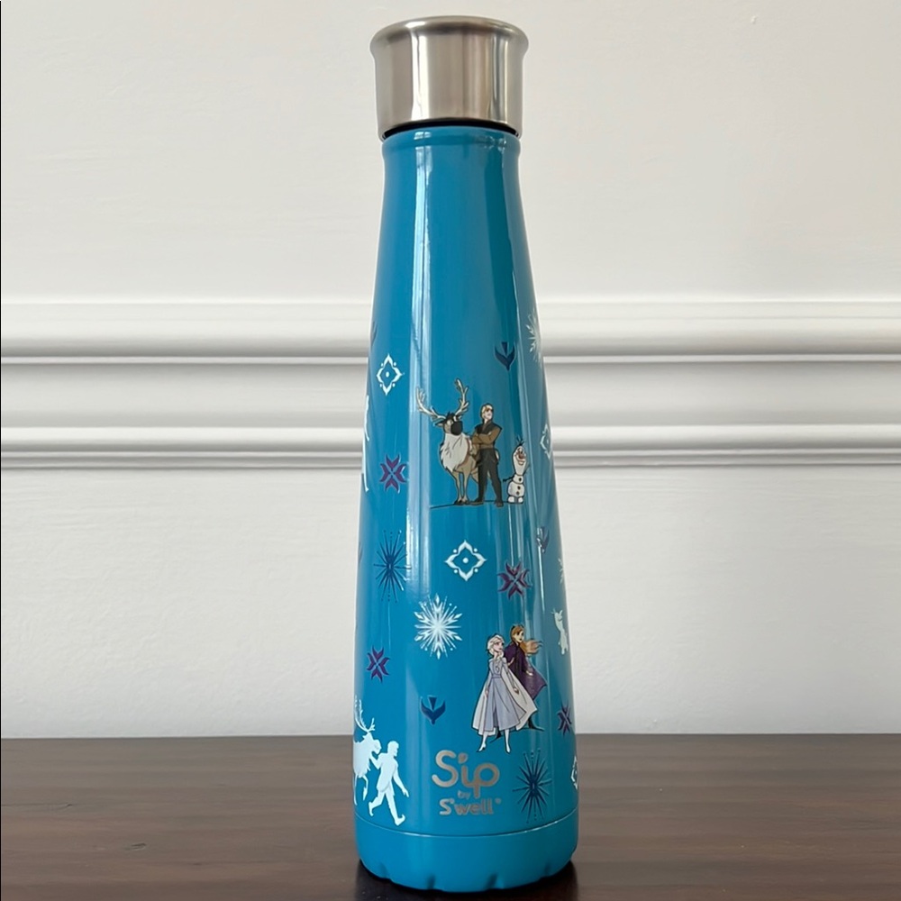 Sip by S'well Blue Insulated Bottle